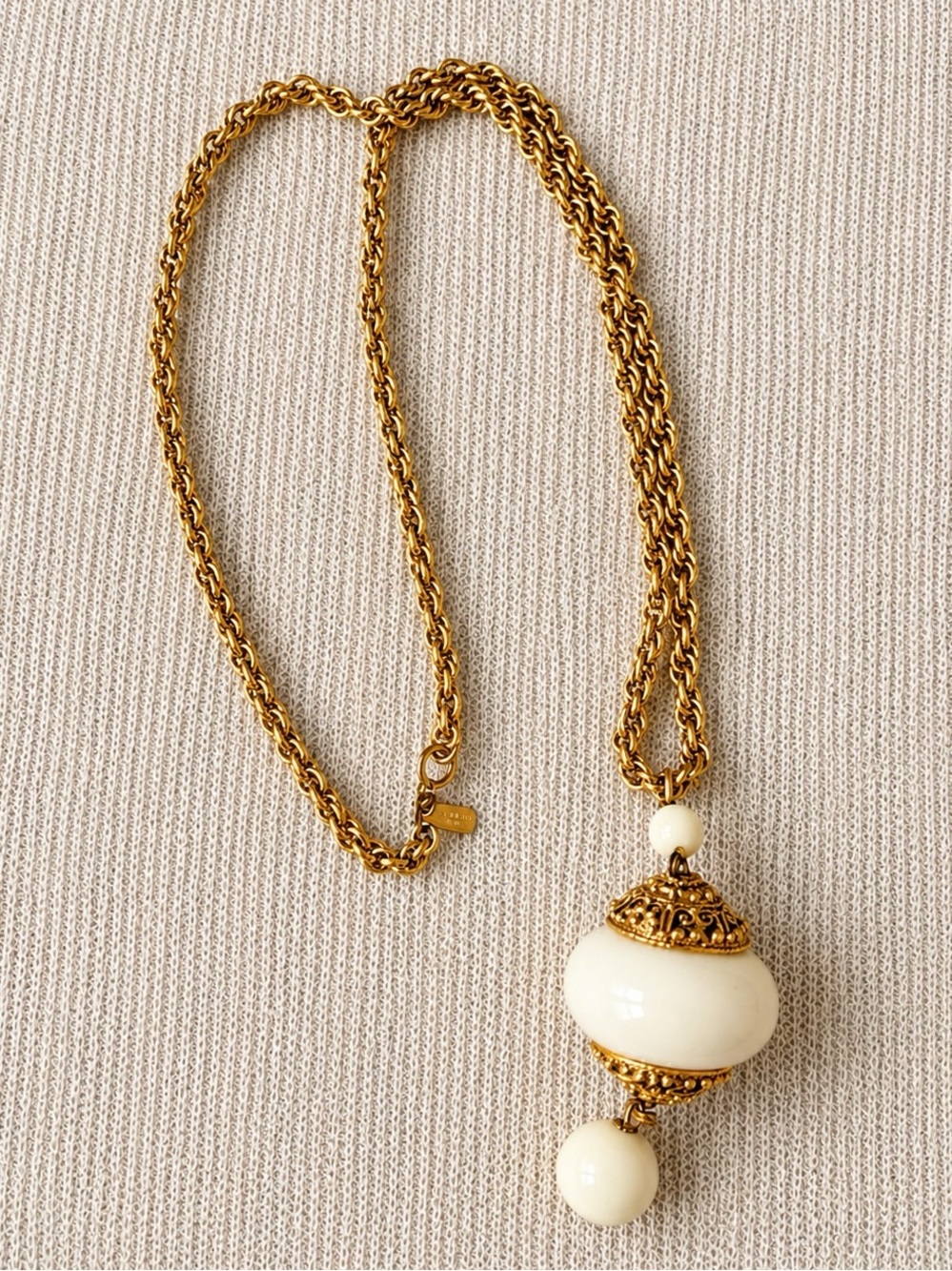 Kenneth Jay Lane Gold-Tone Necklace with Cream Pendant Drop